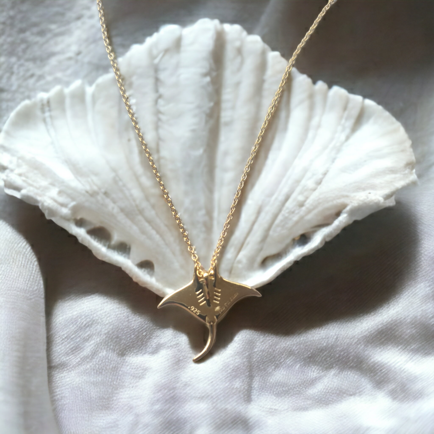 Ningaloo Gold Mantaray Necklace