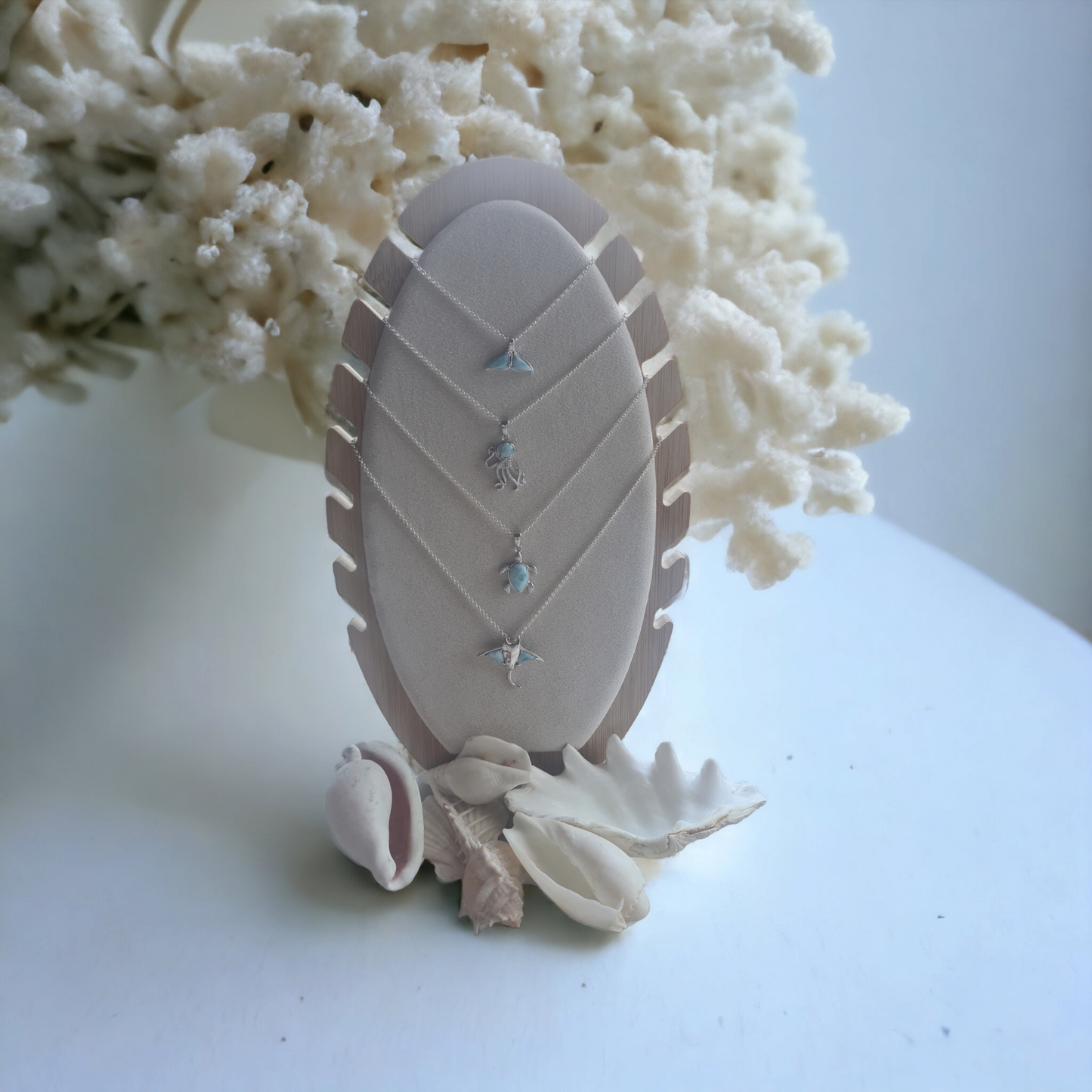 Ninglaoo Blue Turtle Necklace