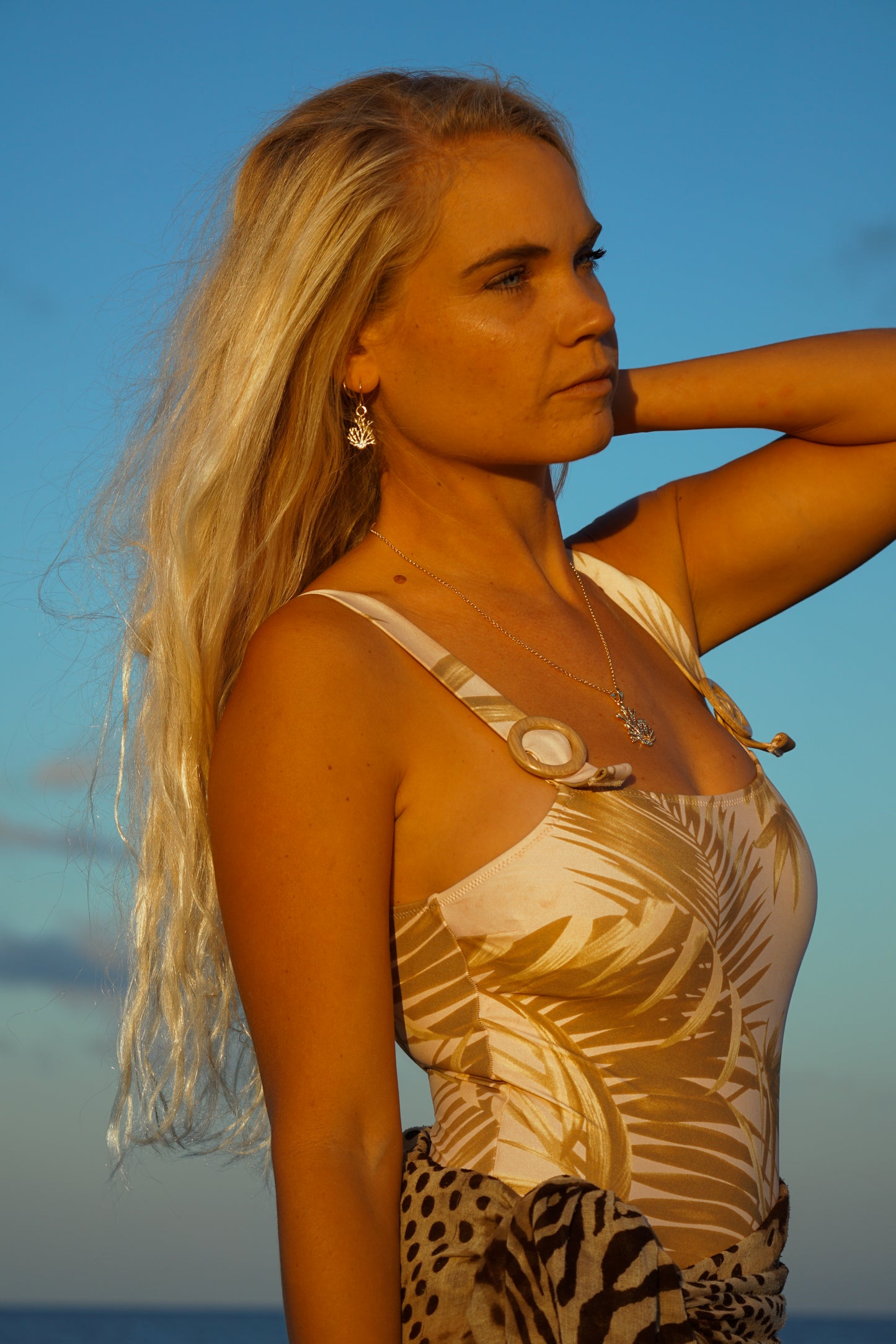 Coral Bay Earrings Gold