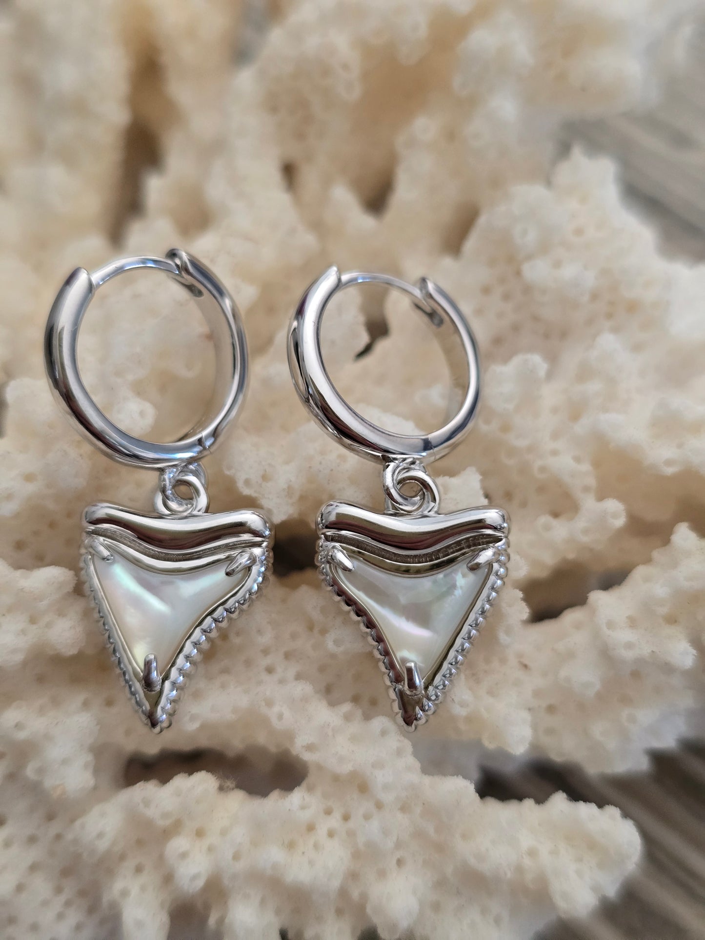 Ningaloo Shark Tooth Huggies Silver